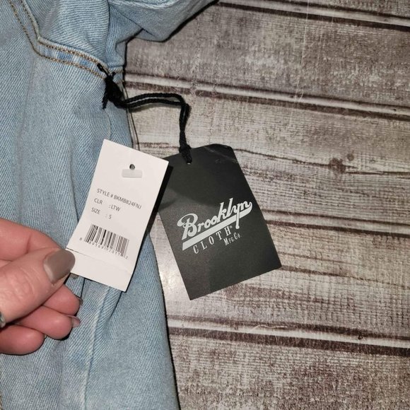 Brooklyn clothing jean jacket - Picture 5 of 8